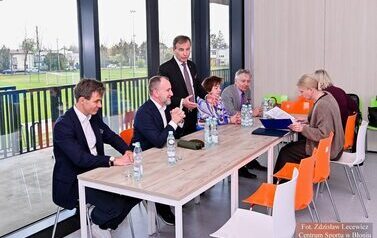 Podpisanie umowy na budowę areny lekkoatletycznej na Stadionie Miejskim w Błoniu 24.04.2026 r. 3