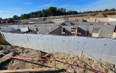Budowa Przedszkola w Dęb&oacute;wce stan na 30.09.2026 r. 13