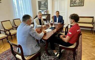 Bartosz Krzyżak z WKS 9 Błonie z tytułem Mistrza Świata - spotkanie w Ratuszu 26.08.2025 5