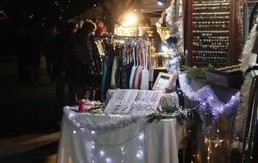 JARMARK ŚWIĄTECZNY W BłONIU - 12-14.12.2025 8