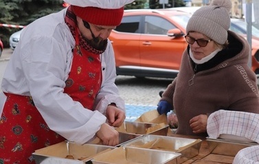 JARMARK ŚWIĄTECZNY W BłONIU - 12-14.12.2025 17
