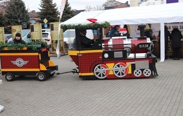 JARMARK ŚWIĄTECZNY W BłONIU - 12-14.12.2025 35