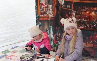 JARMARK ŚWIĄTECZNY W BłONIU - 12-14.12.2025 44