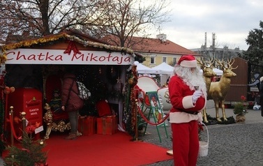 JARMARK ŚWIĄTECZNY W BłONIU - 12-14.12.2025 46