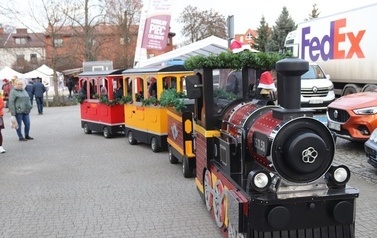 JARMARK ŚWIĄTECZNY W BłONIU - 12-14.12.2025 57