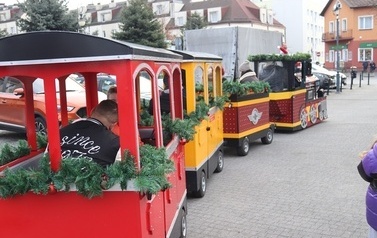 JARMARK ŚWIĄTECZNY W BłONIU - 12-14.12.2025 60
