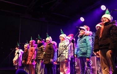 JARMARK ŚWIĄTECZNY W BłONIU - 12-14.12.2025 83