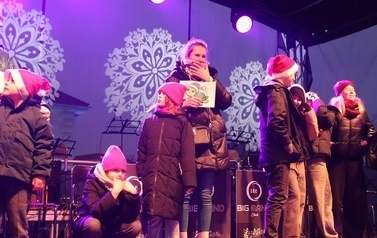 JARMARK ŚWIĄTECZNY W BłONIU - 12-14.12.2025 91