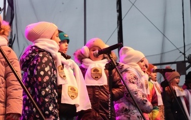 JARMARK ŚWIĄTECZNY W BłONIU - 12-14.12.2025 102