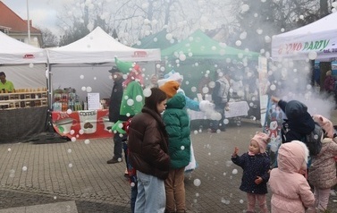 JARMARK ŚWIĄTECZNY W BłONIU - 12-14.12.2025 128