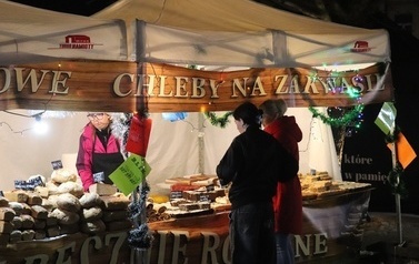 JARMARK ŚWIĄTECZNY W BłONIU - 12-14.12.2025 167