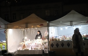 JARMARK ŚWIĄTECZNY W BłONIU - 12-14.12.2025 168