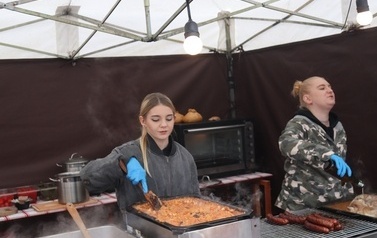 JARMARK ŚWIĄTECZNY W BłONIU - 12-14.12.2025 183