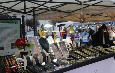 JARMARK ŚWIĄTECZNY W BłONIU - 12-14.12.2025 186