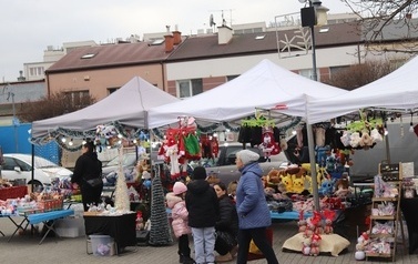 JARMARK ŚWIĄTECZNY W BłONIU - 12-14.12.2025 203