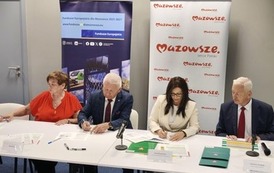 Mazowsze wspiera Błonie! Ponad 2 miliony złotych na inwestycje sportowe i ekologiczne. Podpisanie um&oacute;w w Centrum Sportu w Błoniu 3.08.2026 r. 3
