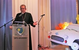 Pan Seweryn Chruściński zakończył pełnienie funkcji   Dyrektora DPS w Bramkach 8