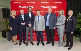 Pozyskaliśmy 226 730,00 zł dofinansowania na remont nawierzchni boiska sportowego ORLIK w Błoniu 2