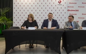 Pozyskaliśmy 226 730,00 zł dofinansowania na remont nawierzchni boiska sportowego ORLIK w Błoniu 7