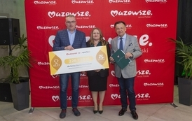 Pozyskaliśmy 226 730,00 zł dofinansowania na remont nawierzchni boiska sportowego ORLIK w Błoniu 19