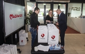 Pozyskaliśmy 226 730,00 zł dofinansowania na remont nawierzchni boiska sportowego ORLIK w Błoniu 27