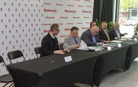Pozyskaliśmy 226 730,00 zł dofinansowania na remont nawierzchni boiska sportowego ORLIK w Błoniu 59