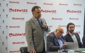 Pozyskaliśmy 226 730,00 zł dofinansowania na remont nawierzchni boiska sportowego ORLIK w Błoniu 78