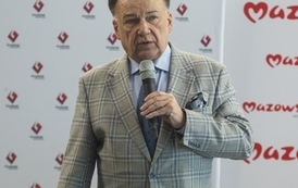 Pozyskaliśmy 226 730,00 zł dofinansowania na remont nawierzchni boiska sportowego ORLIK w Błoniu 79