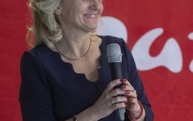Pozyskaliśmy 226 730,00 zł dofinansowania na remont nawierzchni boiska sportowego ORLIK w Błoniu 86