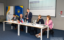Spotkanie w Błoniu dot. możliwości pozyskiwania środk&oacute;w zewnętrznych fot. Zdzisław Lecewicz 15