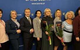 Nowi nauczyciele mianowani w Błoniu - uroczystość w listopadzie 2025 2