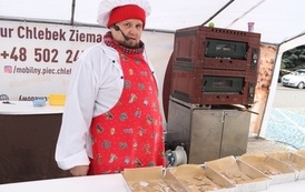 JARMARK ŚWIĄTECZNY W BłONIU - 12-14.12.2025 64