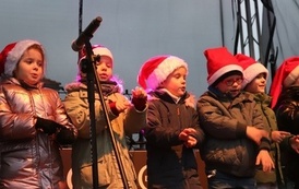 JARMARK ŚWIĄTECZNY W BłONIU - 12-14.12.2025 110