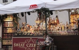 JARMARK ŚWIĄTECZNY W BłONIU - 12-14.12.2025 196