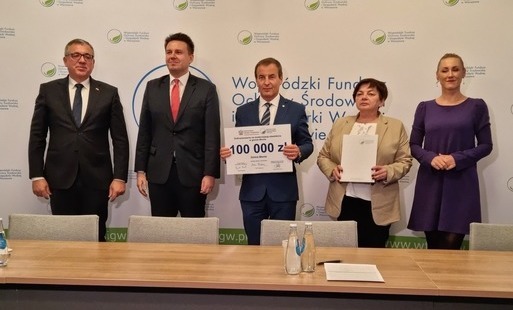 Zdjęcie do Gmina Błonie otrzymała dofinasowanie na modernizację oświetlenia na kwotę 100 000 zł !