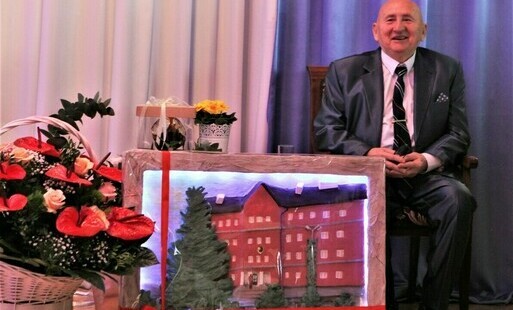 Zdjęcie do W dniu 12.03.2024 r. Pan Seweryn Chruściński zakończył pełnienie funkcji   Dyrektora Domu Pomocy Społecznej w Bramkach 