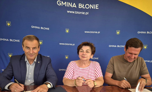 Zdjęcie do Nowe inwestycje drogowe w Rokitnie i Passie - umowy z wykonawcami podpisane