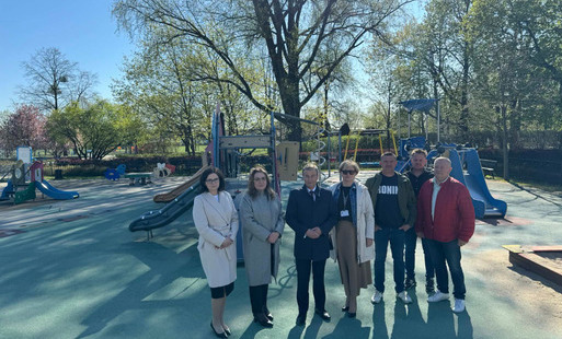 Zdjęcie do Park Bajka z nowym placem dla najmłodszych zabaw już wkr&oacute;tce!
