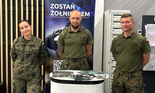 Zdjęcie do Mobilny Punkt Rekrutacyjny Wojska Polskiego w Błoniu