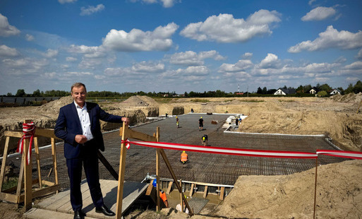Zdjęcie do Budowa przedszkola w Dęb&oacute;wce nabiera tempa