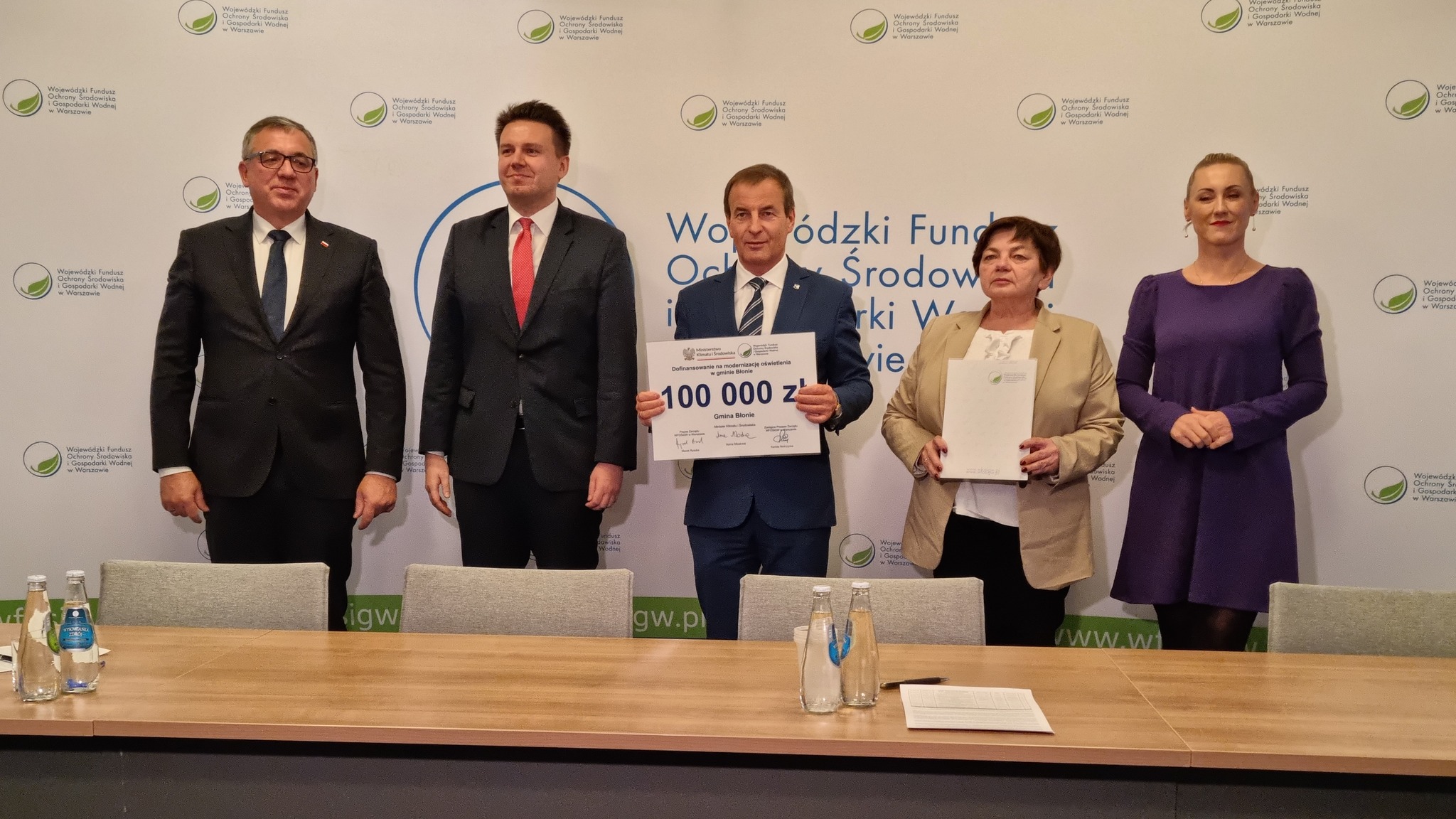 Gmina Błonie otrzymała dofinasowanie na modernizację oświetlenia na ...